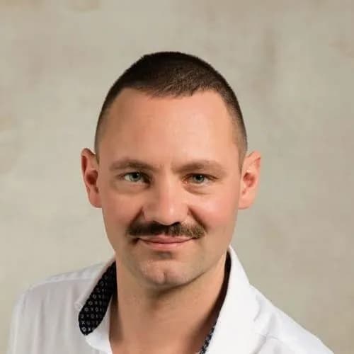 László G. Attila